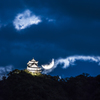 岐阜城と雲隠れの満月