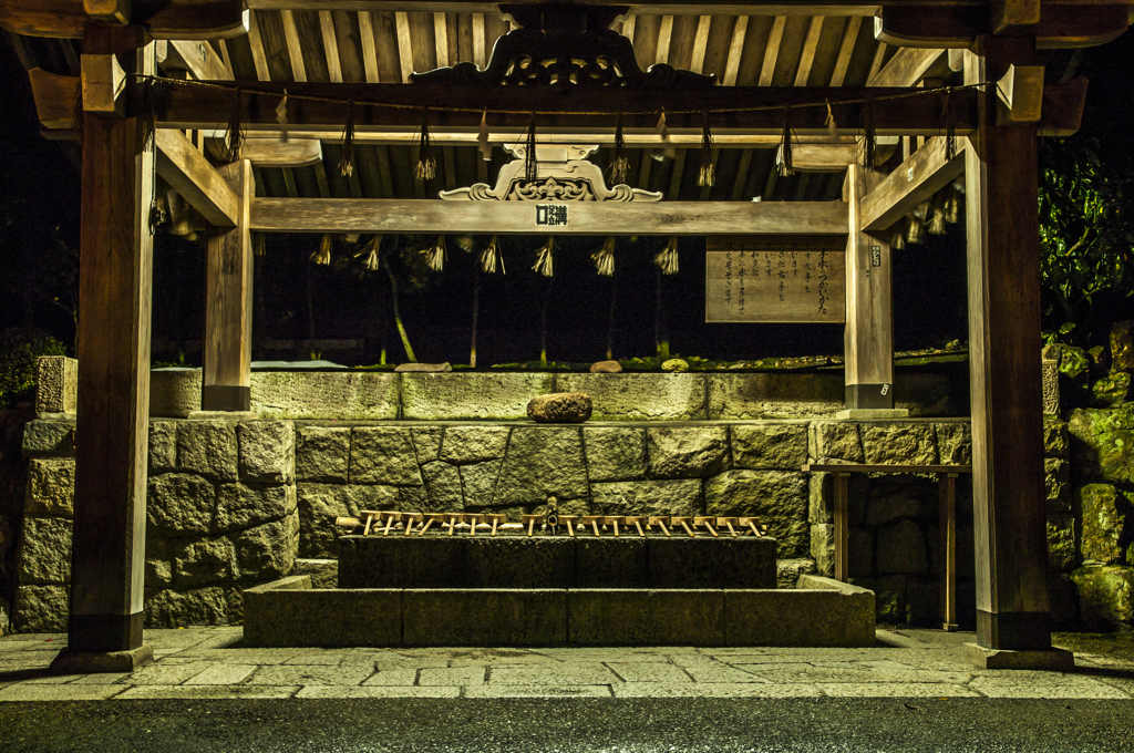 伊奈波神社（手水舎）