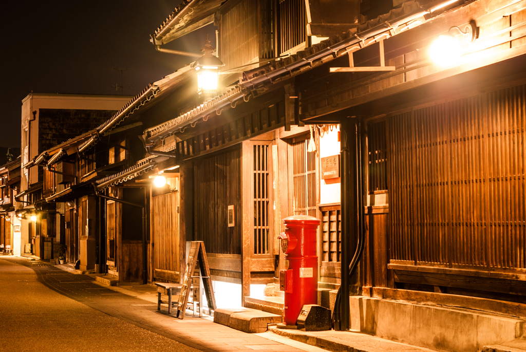 川原町の夜の街並み②