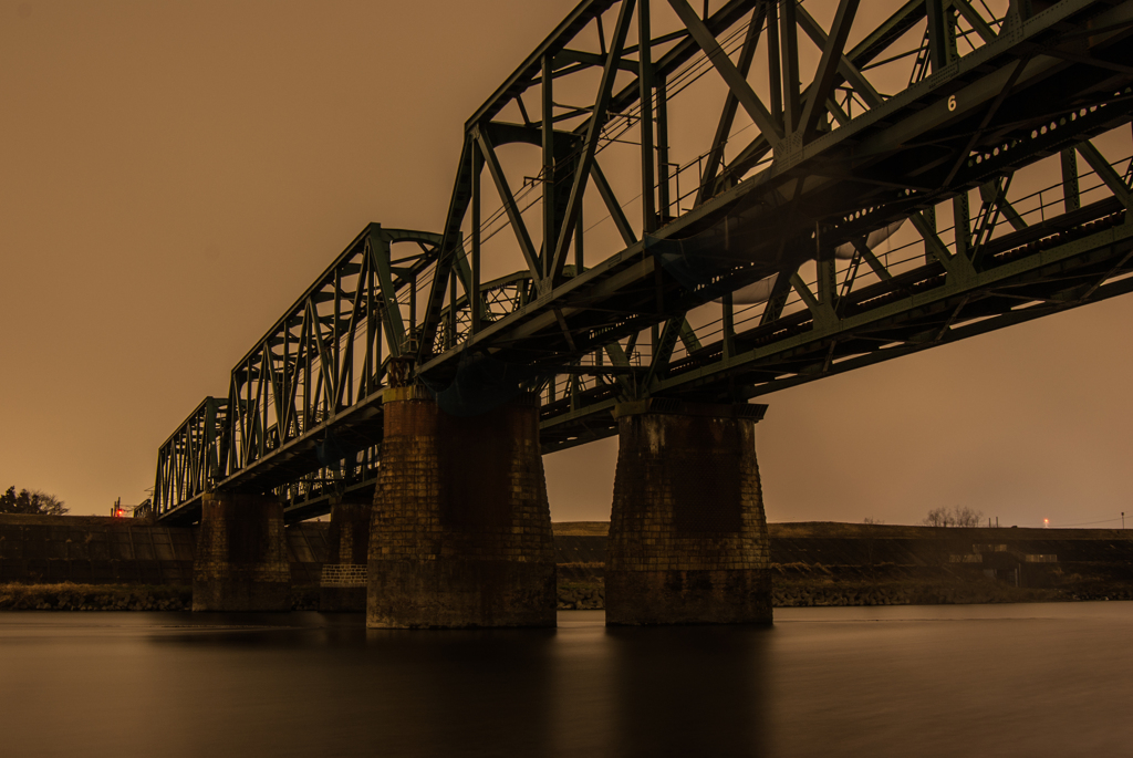 長良川を渡るＪＲ鉄橋の景観