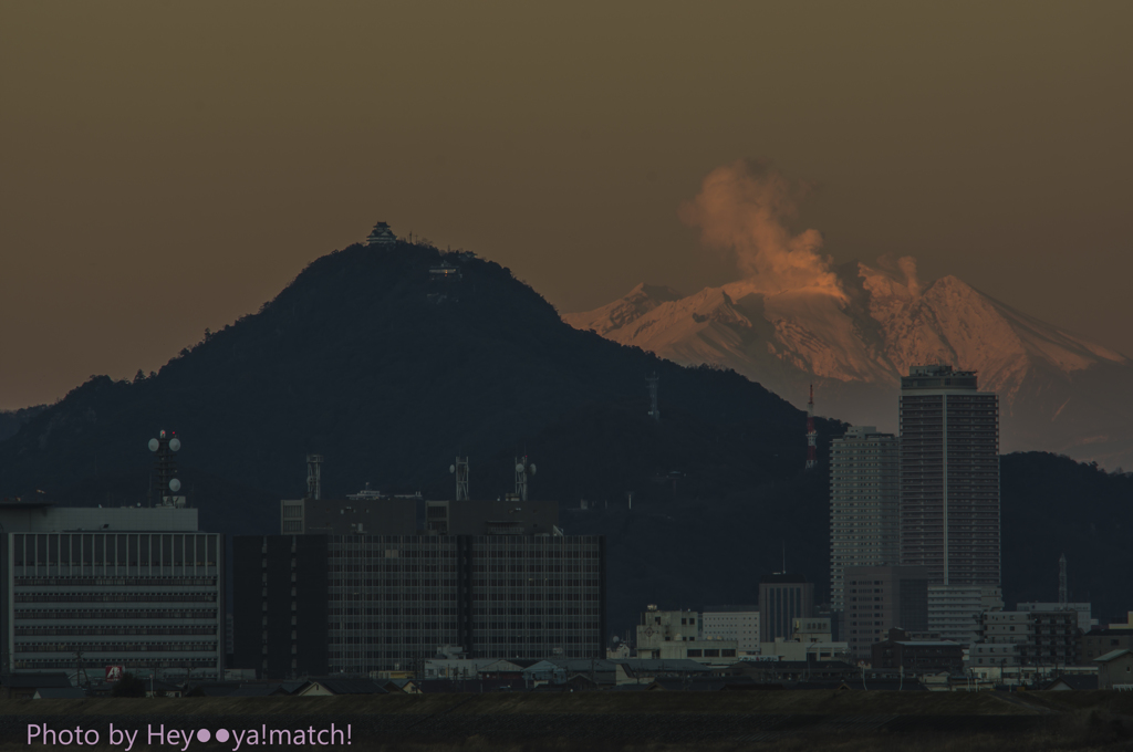 金華山と御嶽山