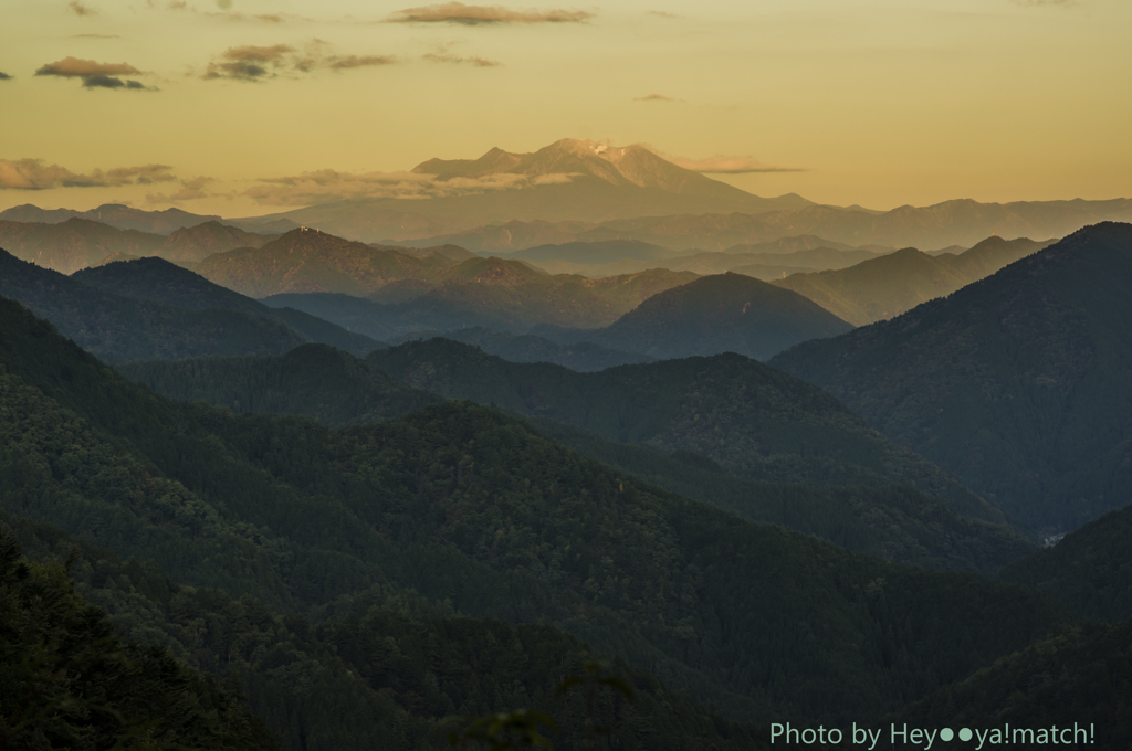 御嶽山（秋の夕暮れ）