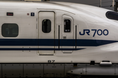 ホーム停車列車B7