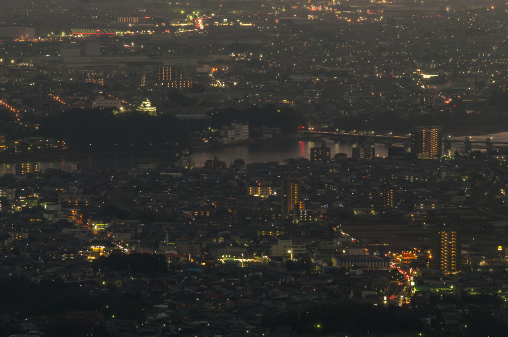 犬山城の展望夜景 By ねえ やまっち Id 写真共有サイト Photohito