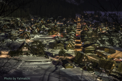 合掌街道の冬景色（夜）