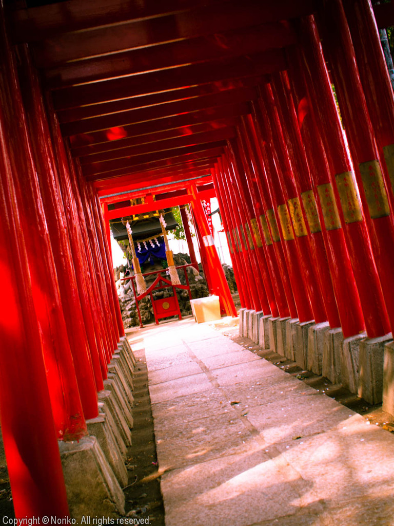 威徳稲荷神社