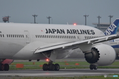 B787エンジン　JAL