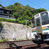 電車が通ります