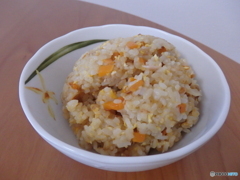 自炊炒飯　瀬戸の塩と焦がし醤油で