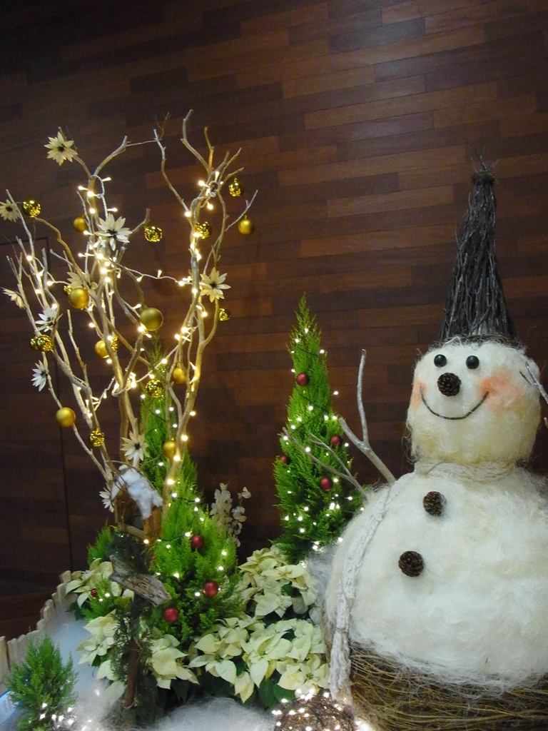 スノーマンとツリー