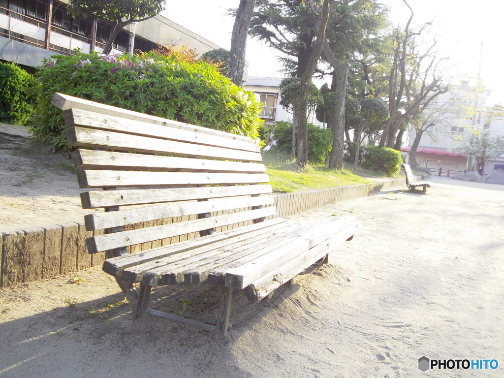 公園のベンチ