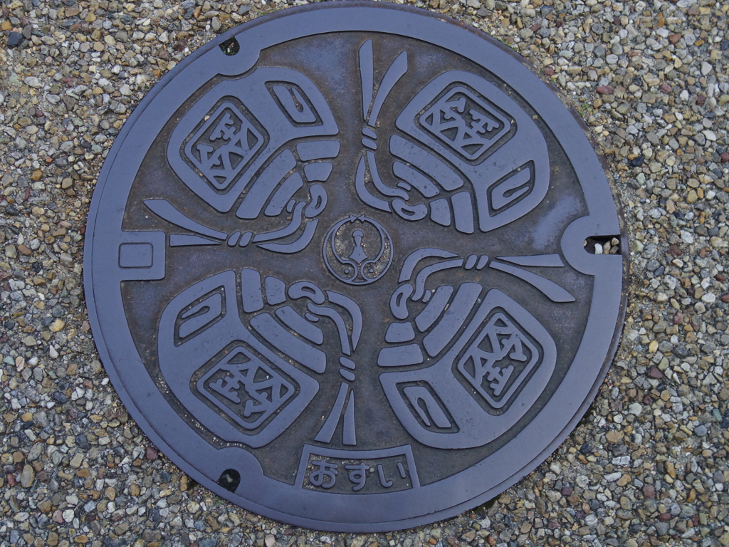 鈴のマンホール