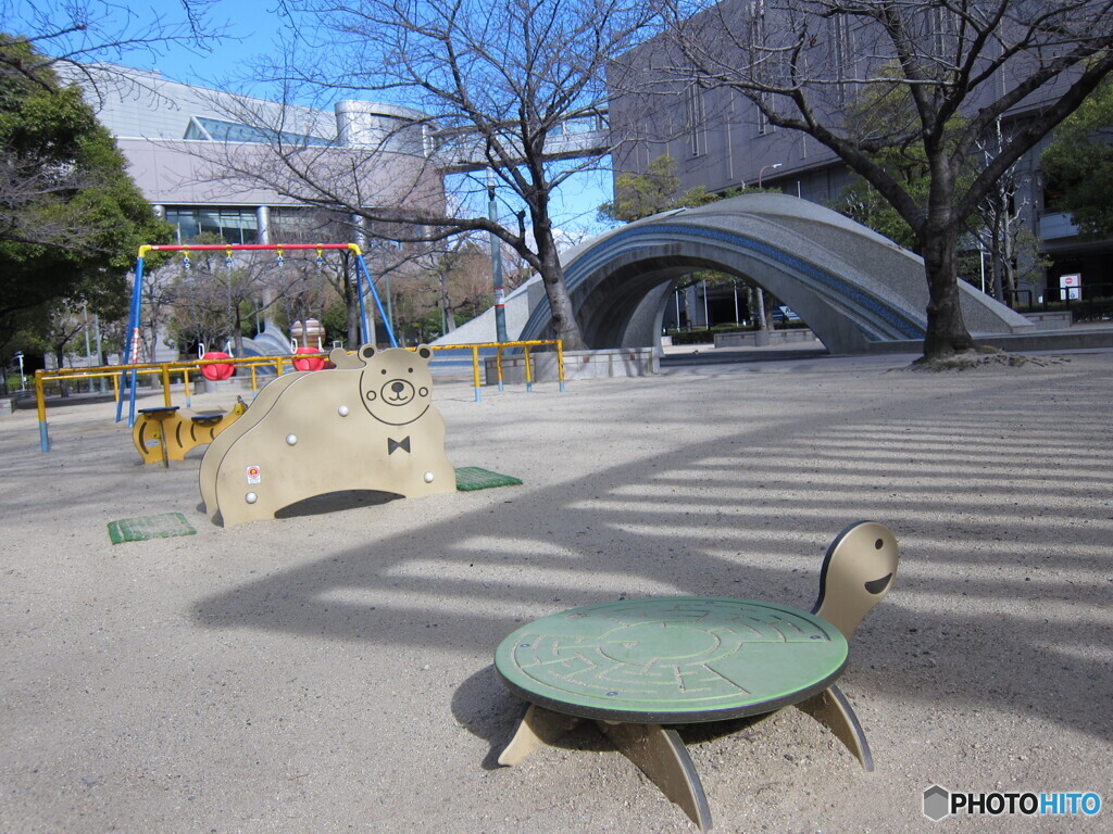 冬の公園で