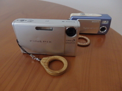 FINEPIX Z3 & Cyber-Shot U