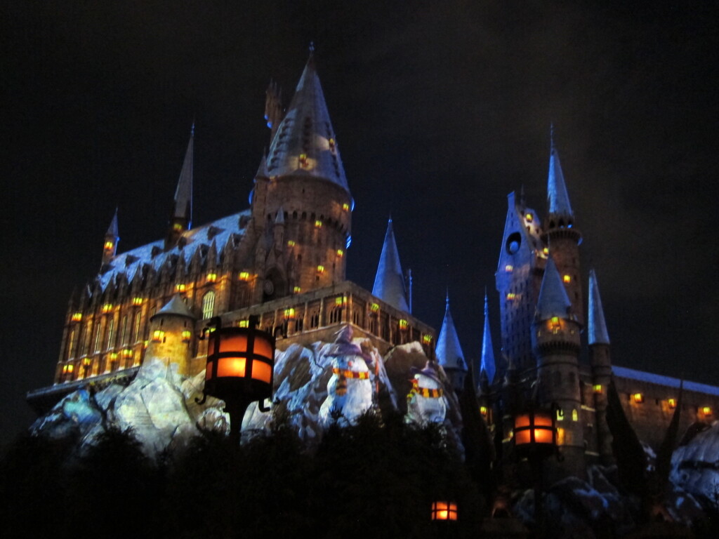 ホグワーツ城のプロジェクションマッピング