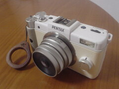 PENTAX Q + 04 TOY LENS WIDE