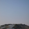 ビニールハウスと里山