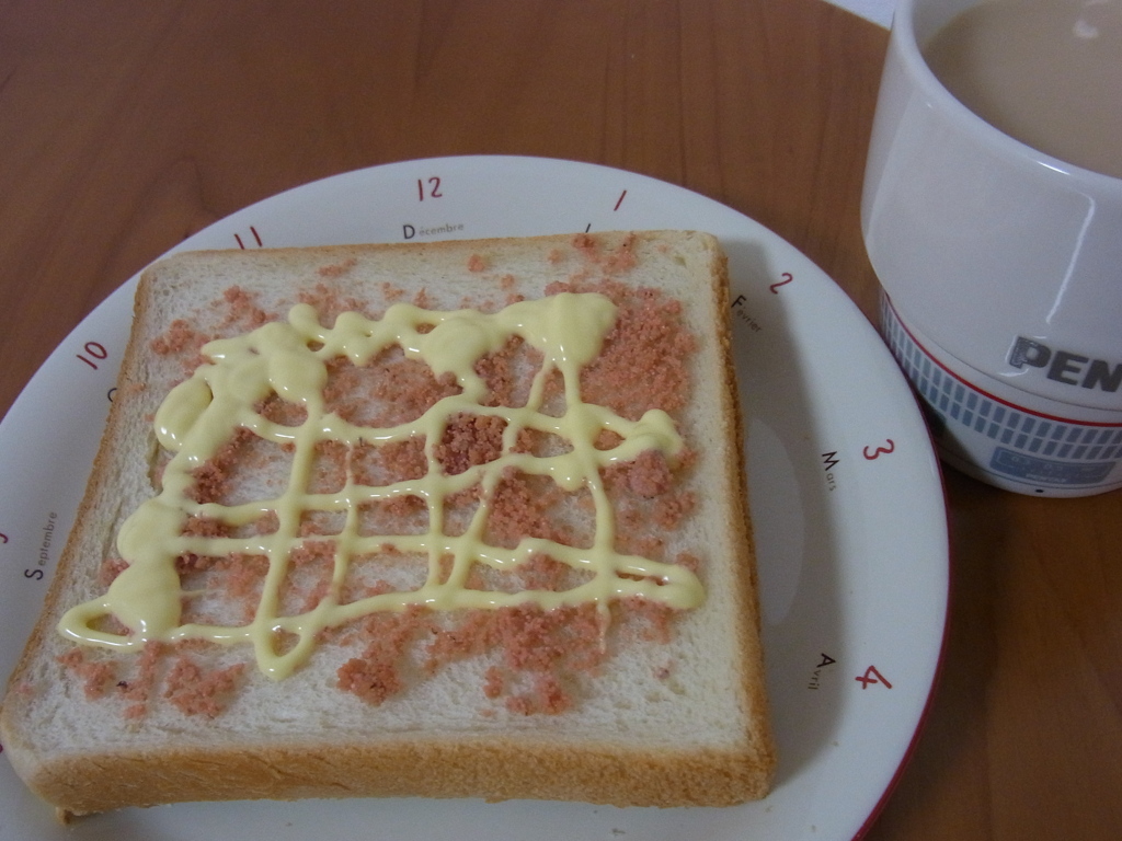 たらこマヨネーズトーストとホットコーヒー