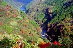 熊本県の紅葉の名所、蘇陽峡にて