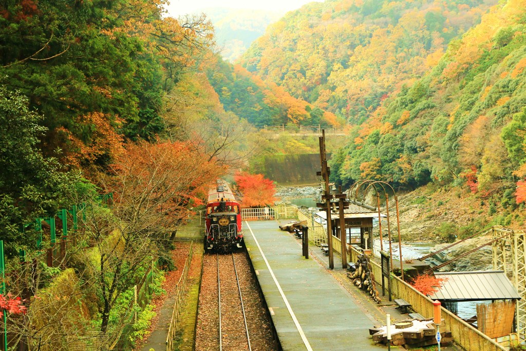 トロッコ保津峡駅