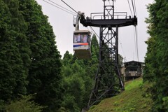 涼を求めて登る