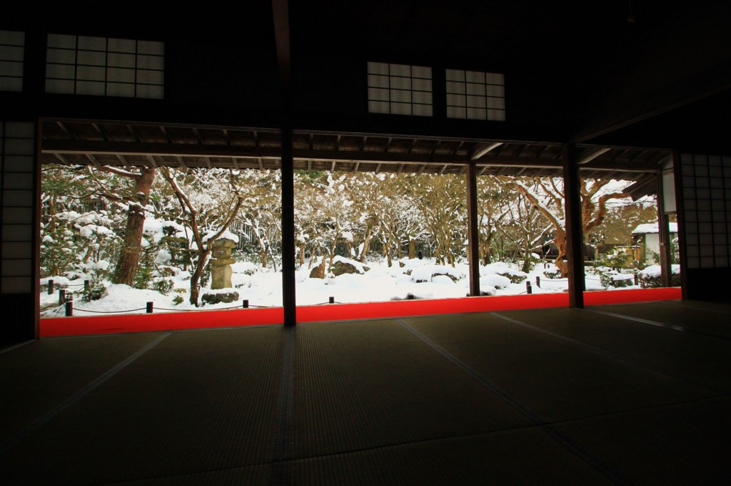 雪の圓光寺
