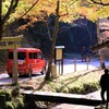 赤い郵便車が行く