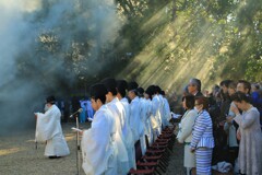 神事始まる！
