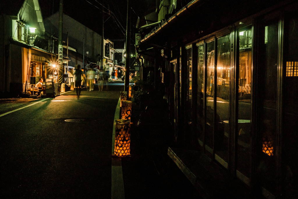 静かな夜祭り④