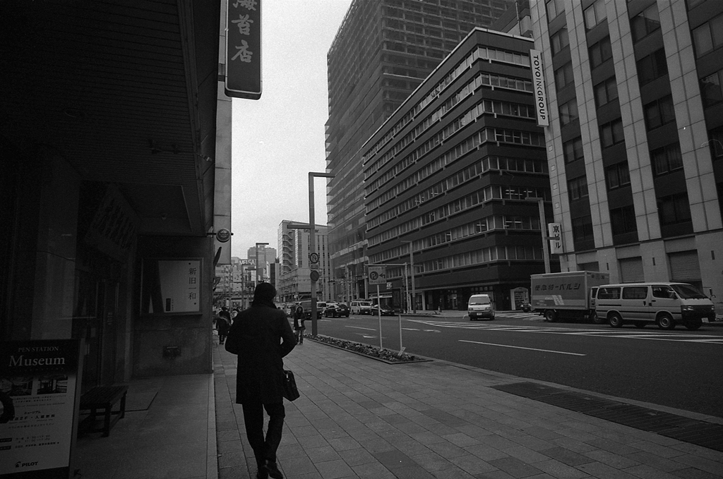 京橋で打ち合わせ