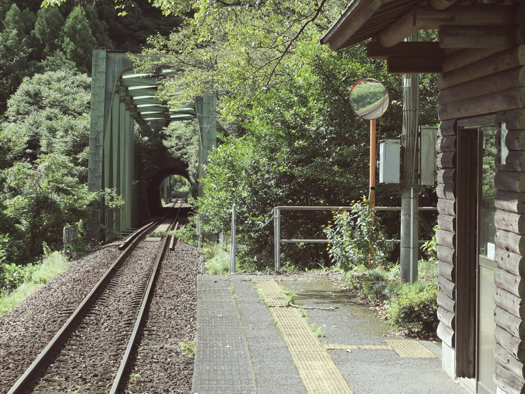 田舎の無人駅