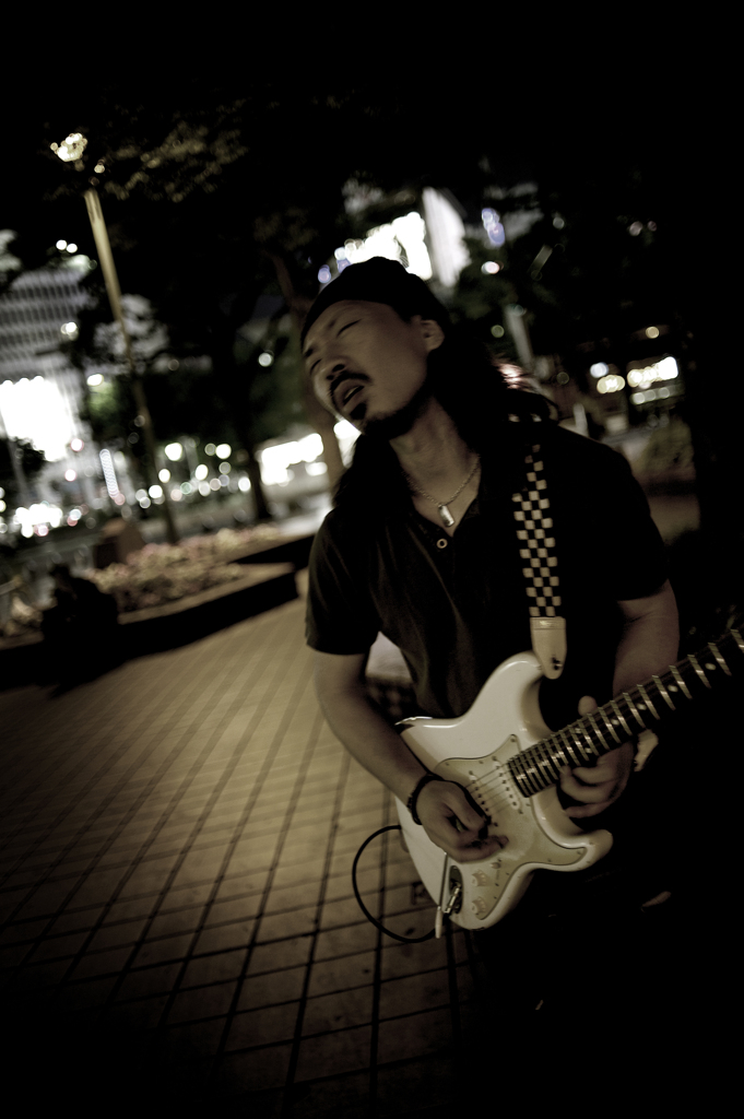 路上　in SAKAE
