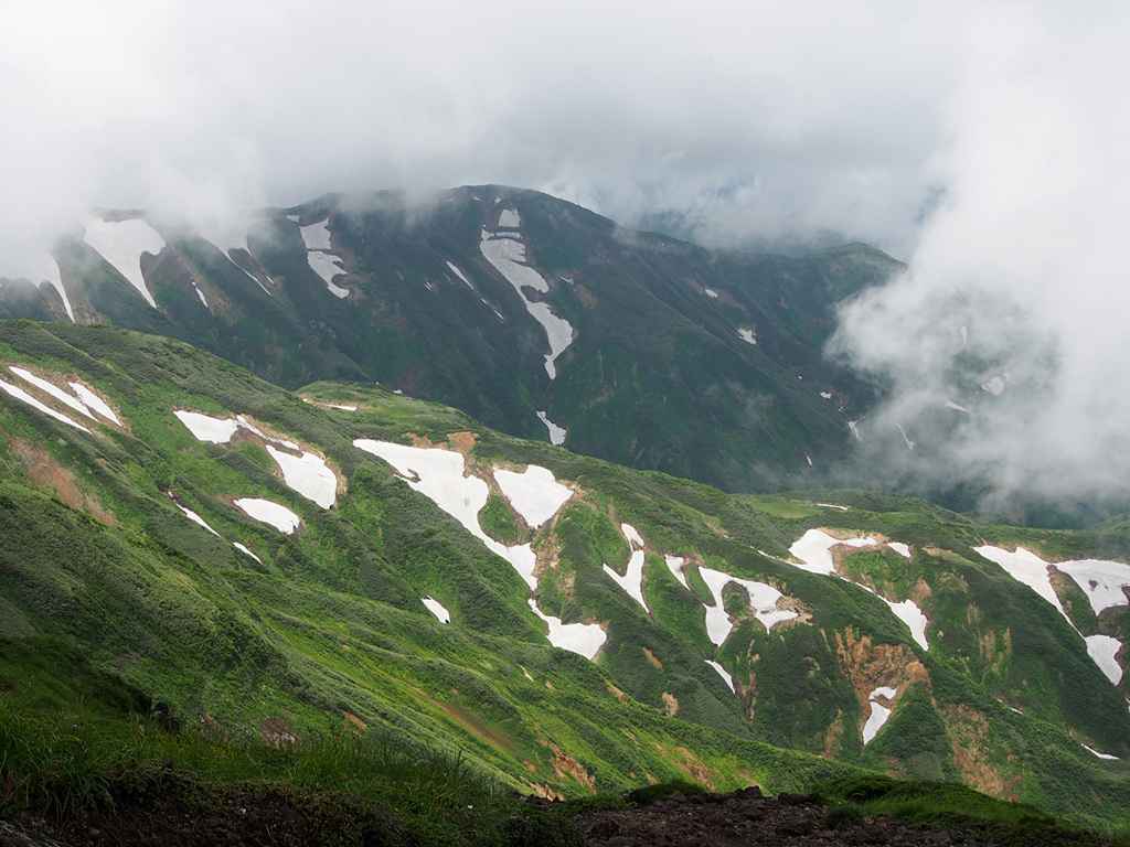 月山