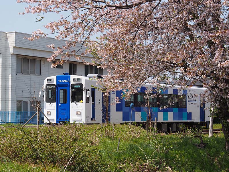 鳥海山ろく線前郷駅３