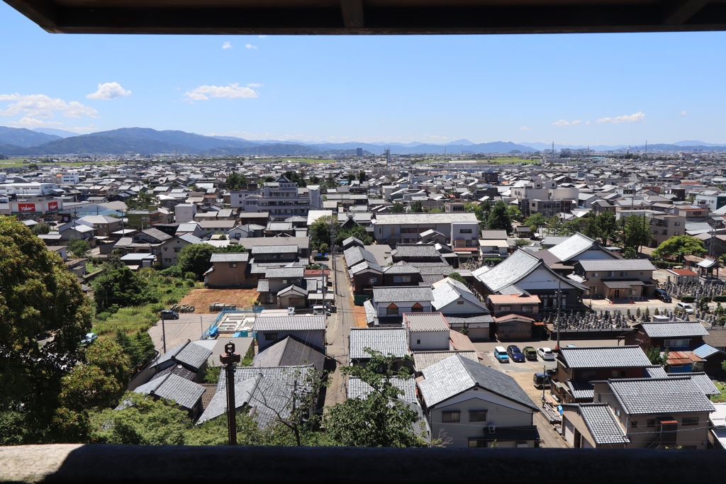 丸岡城から望む