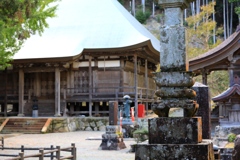 近くの古刹にて