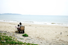近所の海