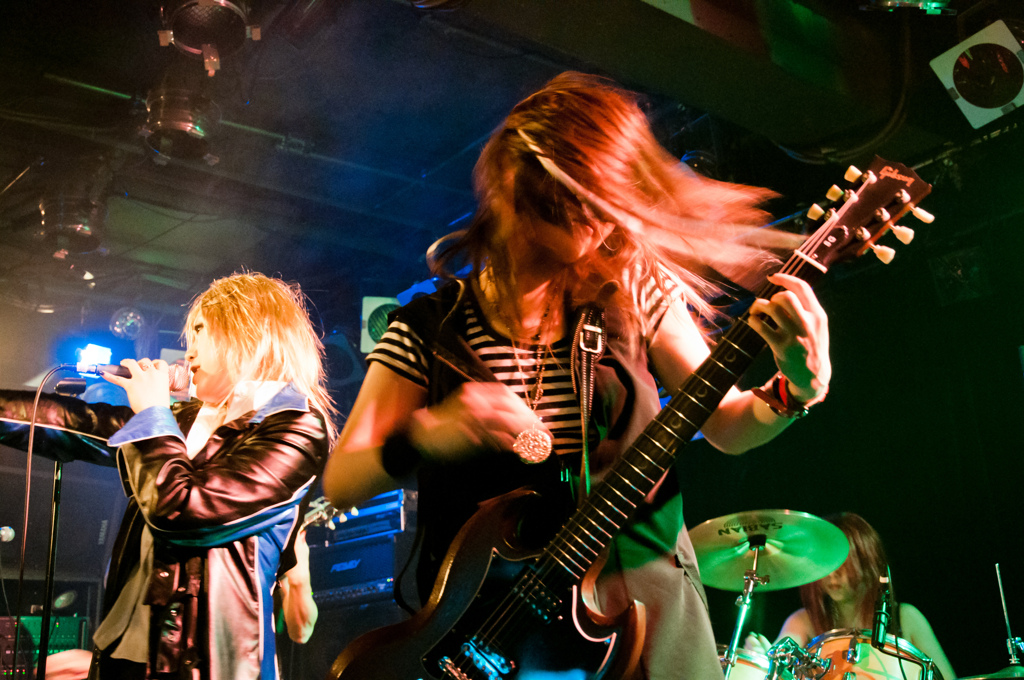 PLAY LOUD!!