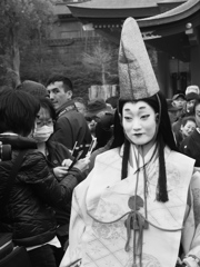 静御前の不敵な微笑