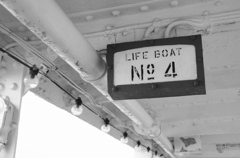 LIFE BOAT No.4