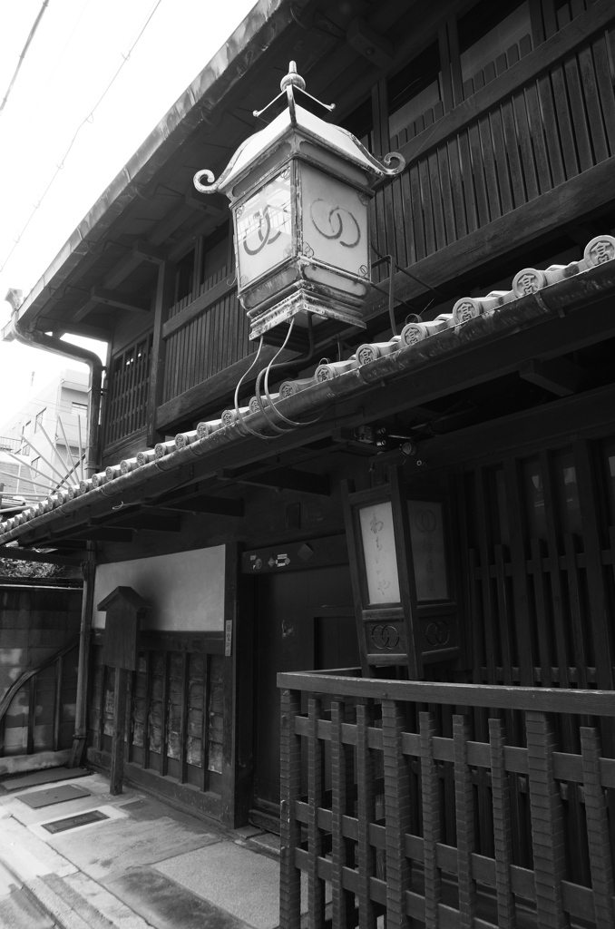輪違屋