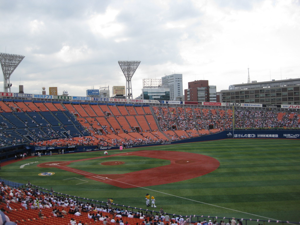 横浜スタジアム