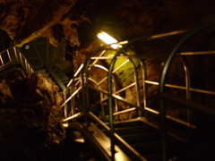 洞窟探検