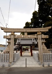 真直ぐな参道～阿麻美許曽神社～