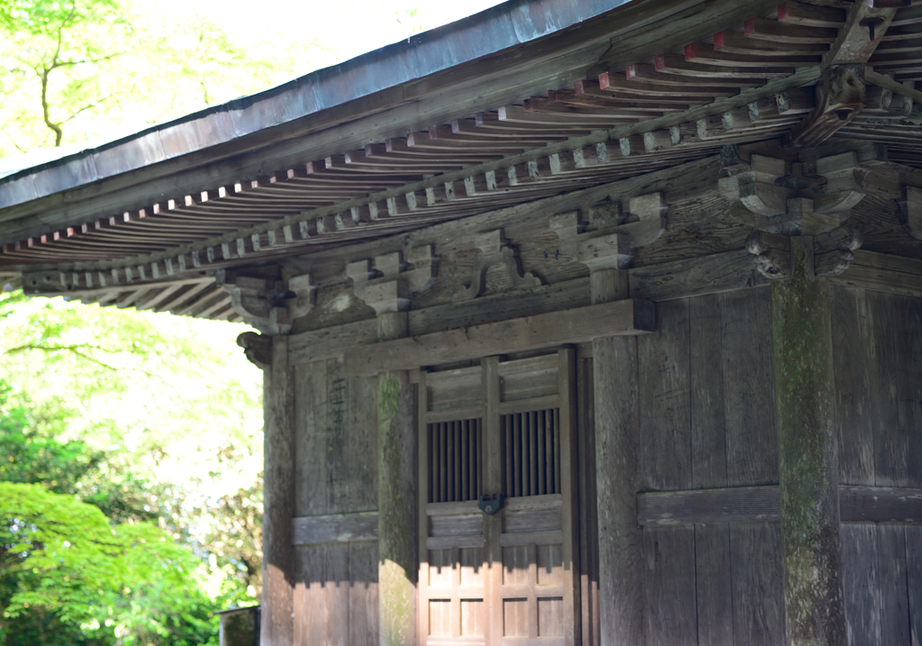 岩湧寺