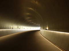未歩(MIHO)へのトンネル