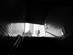 R0011701