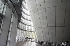 新美術館の午後