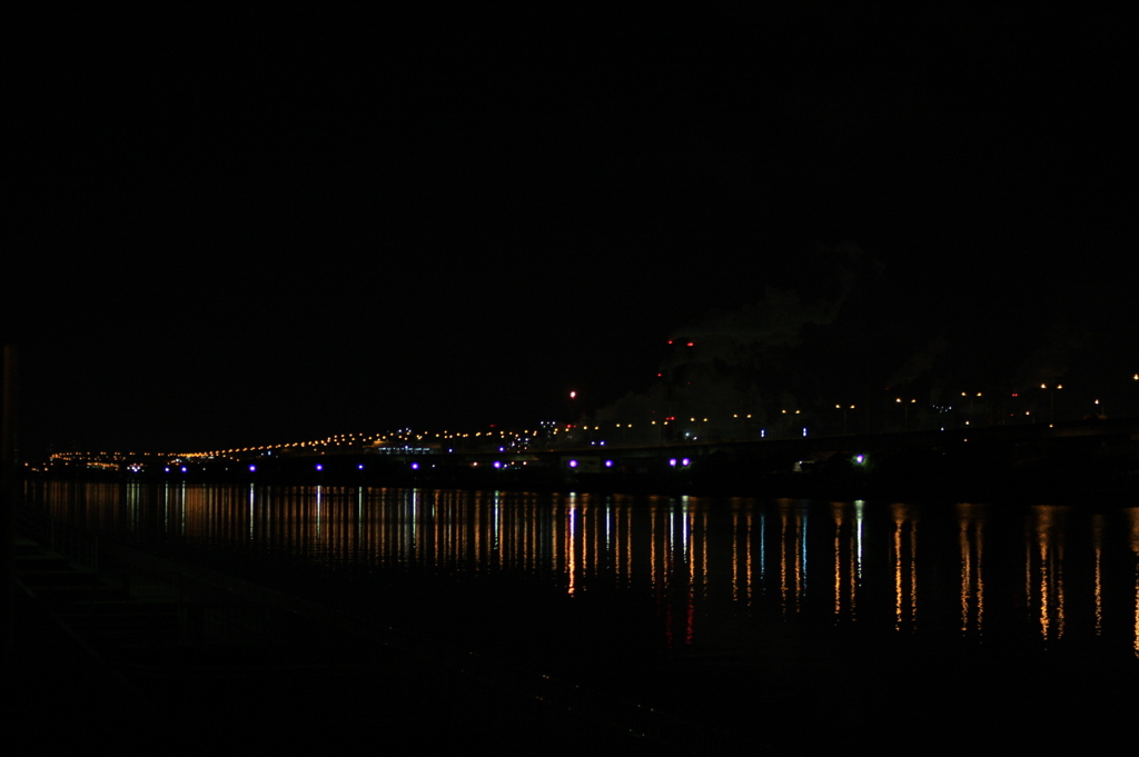 夜の運河