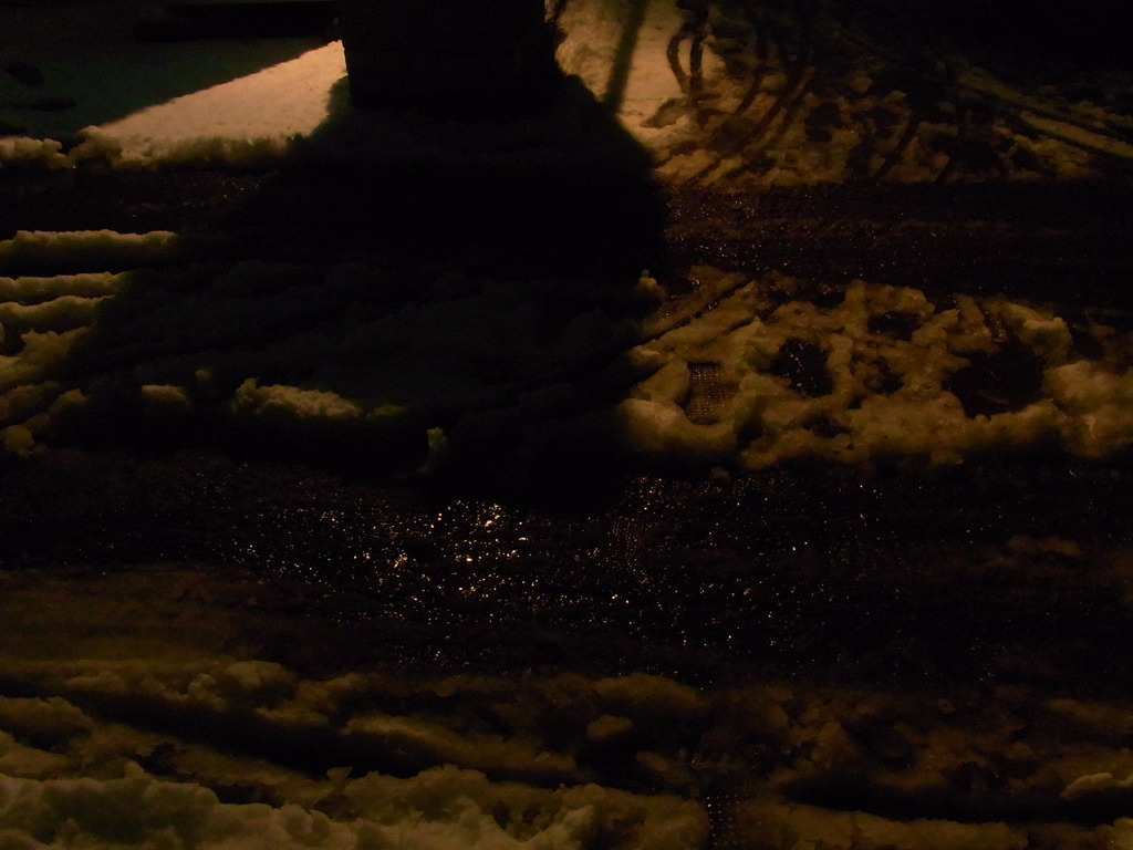 雪の日の、足下の図形